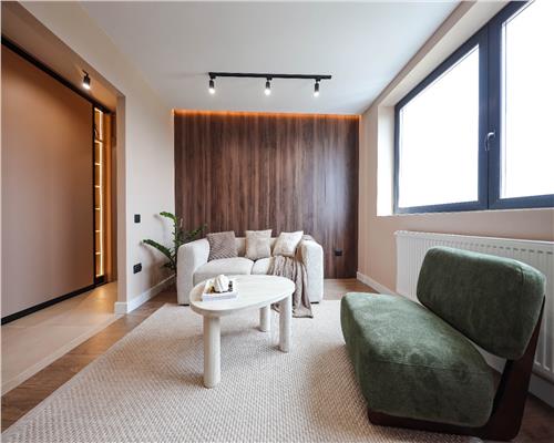 Apartament de lux complet renovat | Gheorgheni – langa Transylvania College